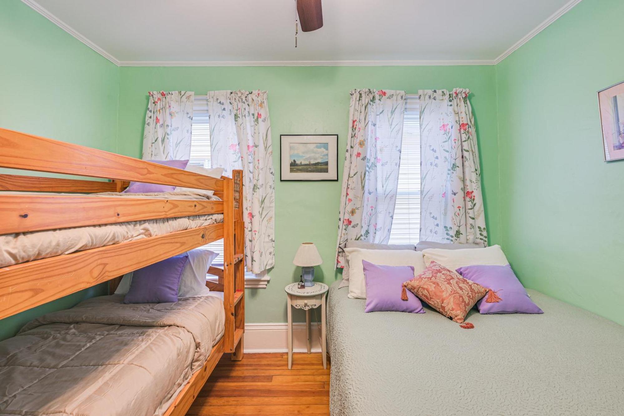 Medford Apartment Rental, 5 Mi To Downtown Boston Екстер'єр фото