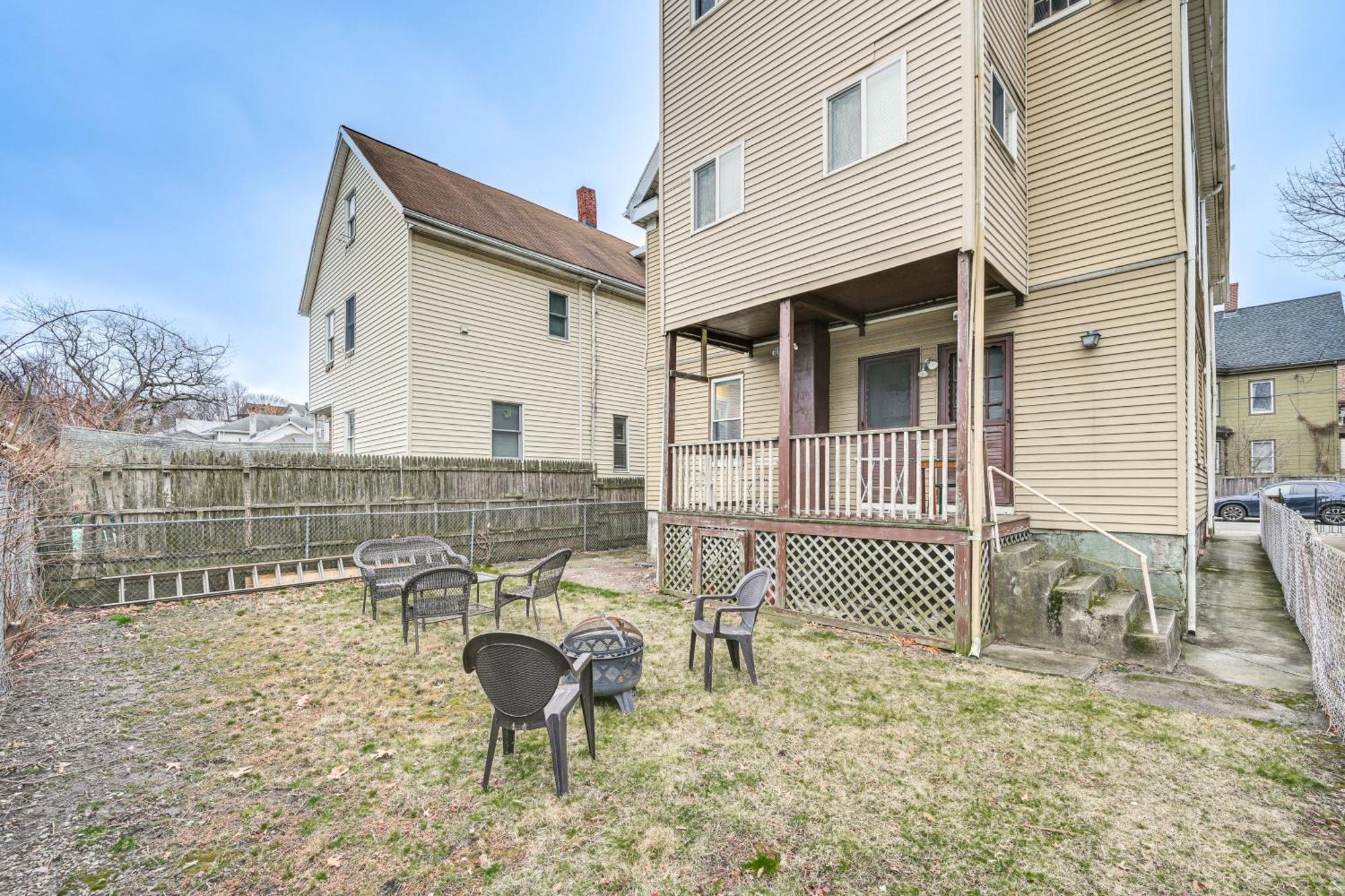 Medford Apartment Rental, 5 Mi To Downtown Boston Екстер'єр фото